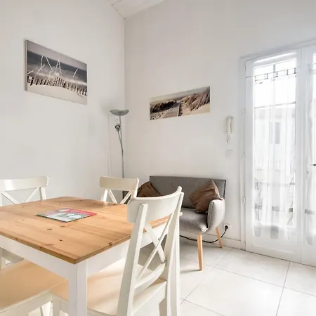 Océanis Avec Piscine Proche Du Port Apartamento