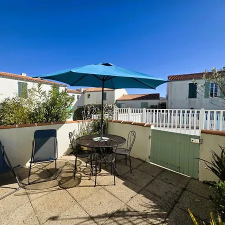 Oceanis Avec Piscine Proche Du Port Apartment